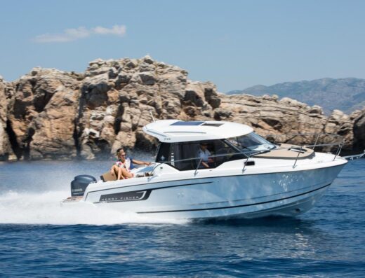 Merry Fisher 795 – Motor boat