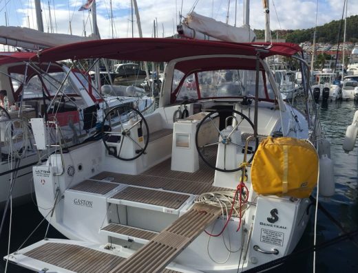 Oceanis 35 – Sailing yacht