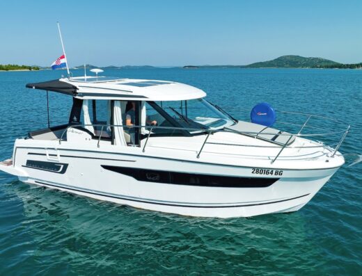 Merry Fisher 895 – 2 cab. – Motor boat