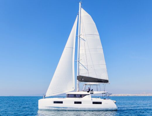 Lagoon 46 – 4 + 2 cab. – Catamaran