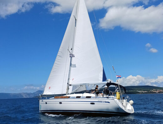 Bavaria 39 Cruiser – Sailing yacht