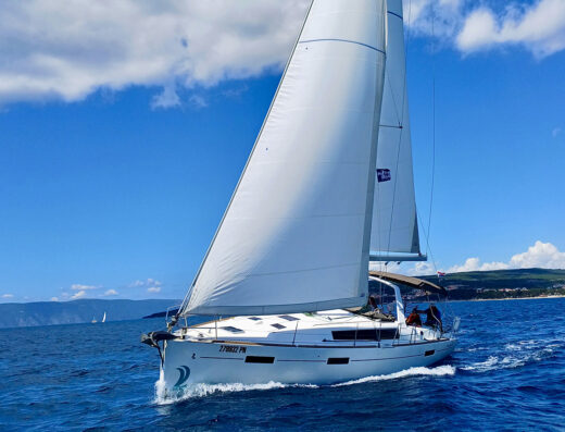 Oceanis 41.1 – Sailing yacht
