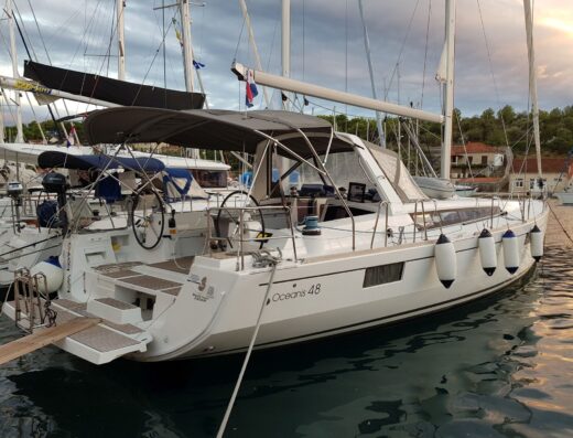 Oceanis 48 – 5 cab. – Sailing yacht
