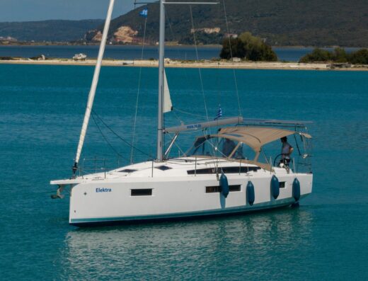 Sun Odyssey 410 – 3 cab. – Sailing yacht