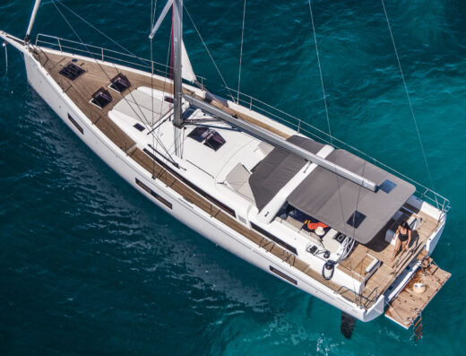 Oceanis Yacht 54 – Sailing yacht