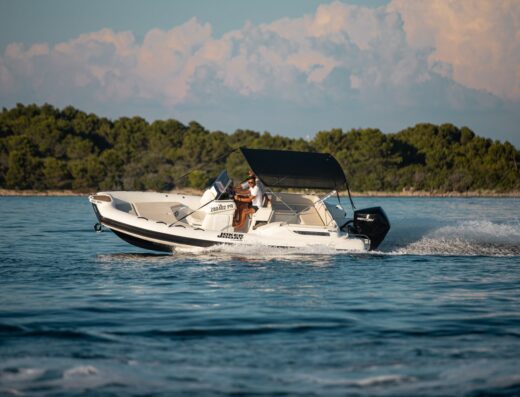 Joker Boat Clubman 22 Plus – Rubber boat (R.I.B.)