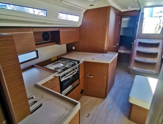 Oceanis 40.1 – Sailing yacht