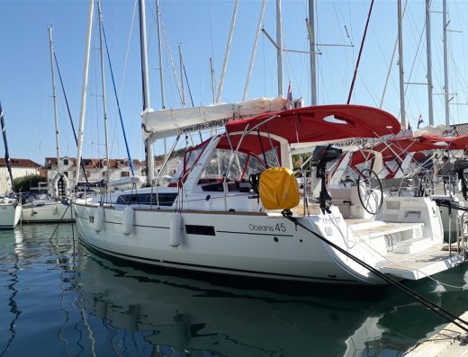 Oceanis 45 – 4 cab. – Sailing yacht