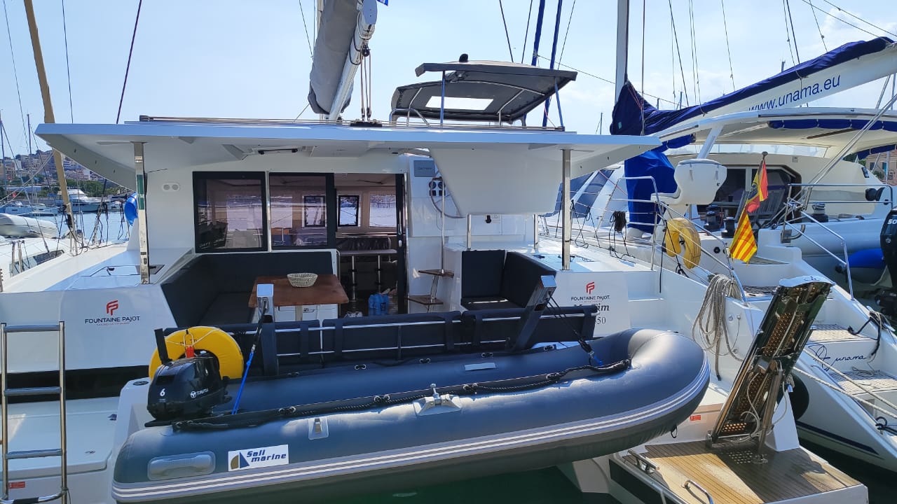Fountaine Pajot Isla 40 – 4 + 1 cab. – Catamaran