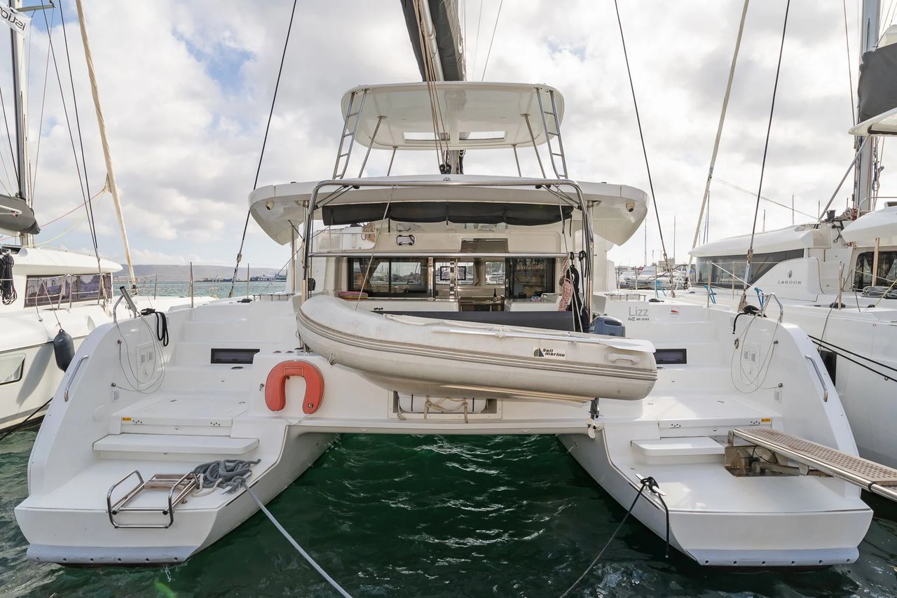 Lagoon 46 – 4 + 2 cab. – Catamaran