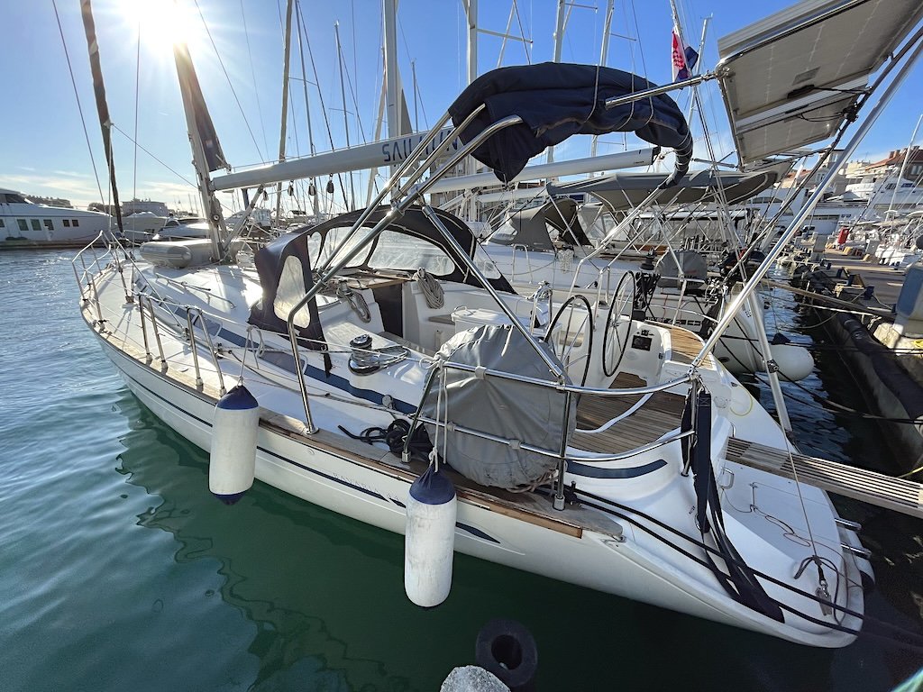 Bavaria 44 – Sailing yacht