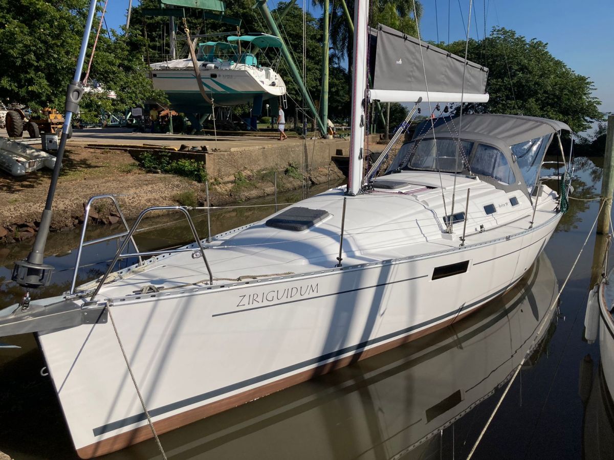 Delta 365 – Sailing yacht