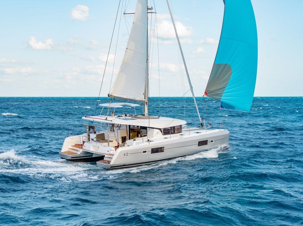 Lagoon 42 – 4 cab. – Catamaran