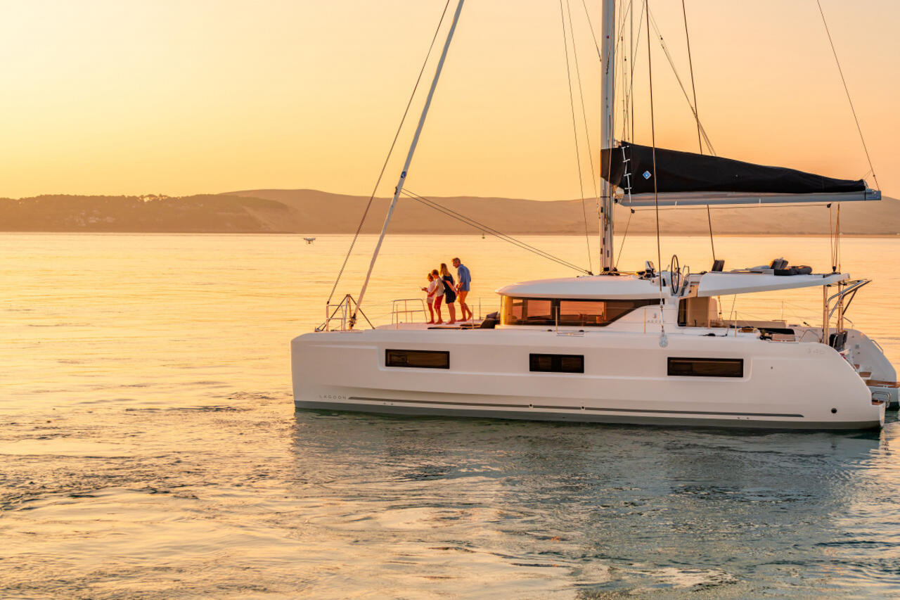 Lagoon 46 – 4 + 2 cab. – Catamaran