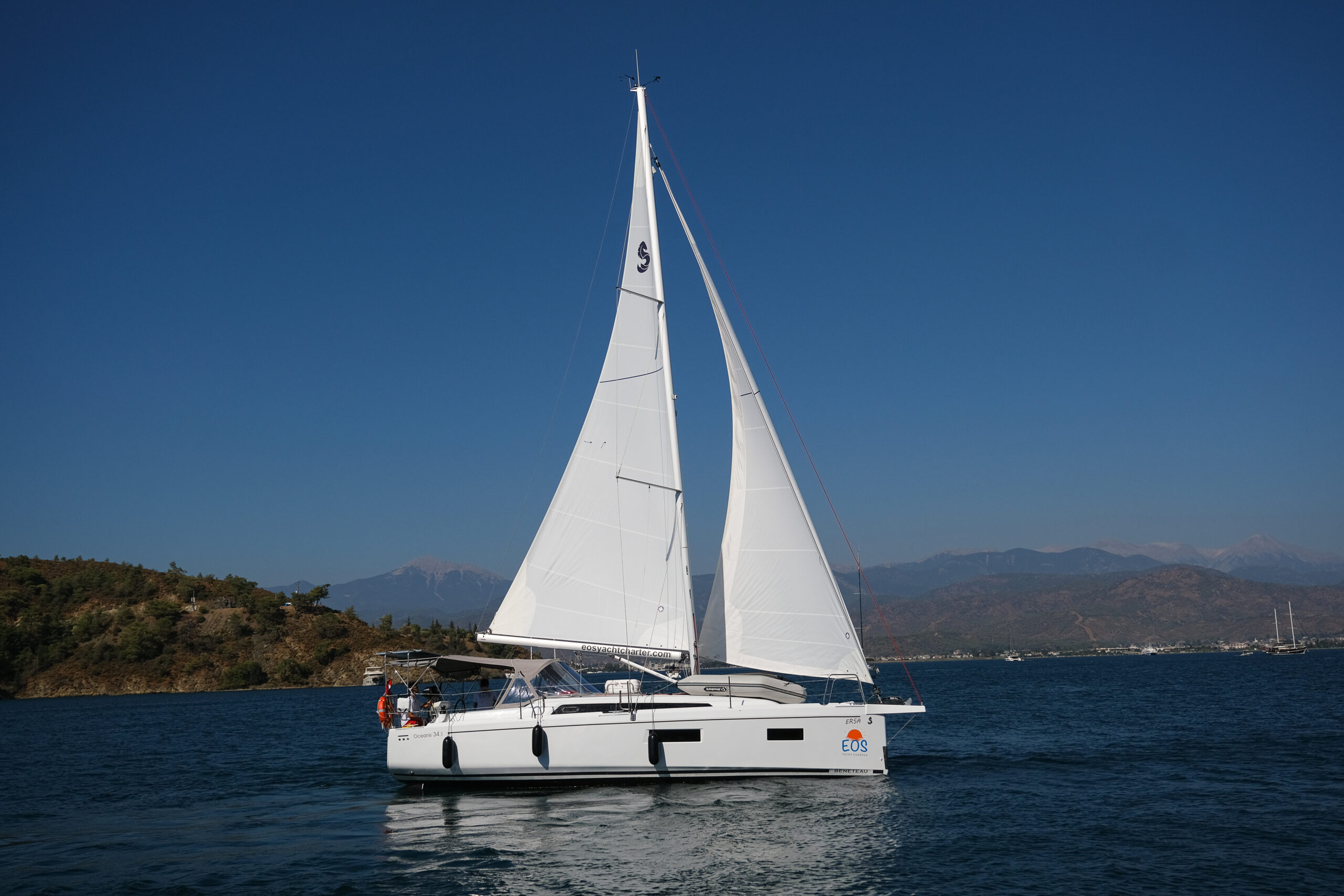 Oceanis 34.1 – Sailing yacht