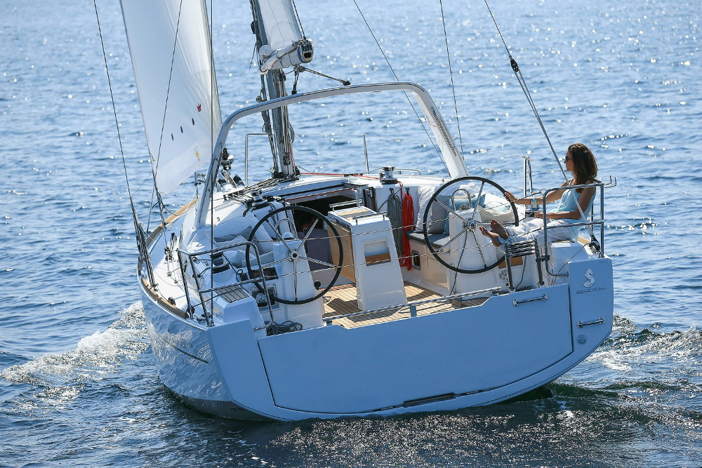 Oceanis 35 – Sailing yacht