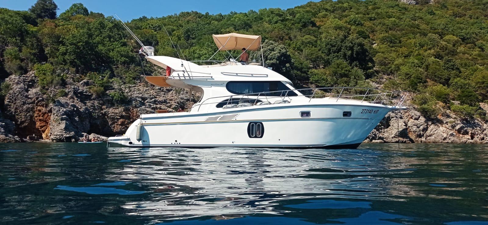 Altair 45 – Motor yacht