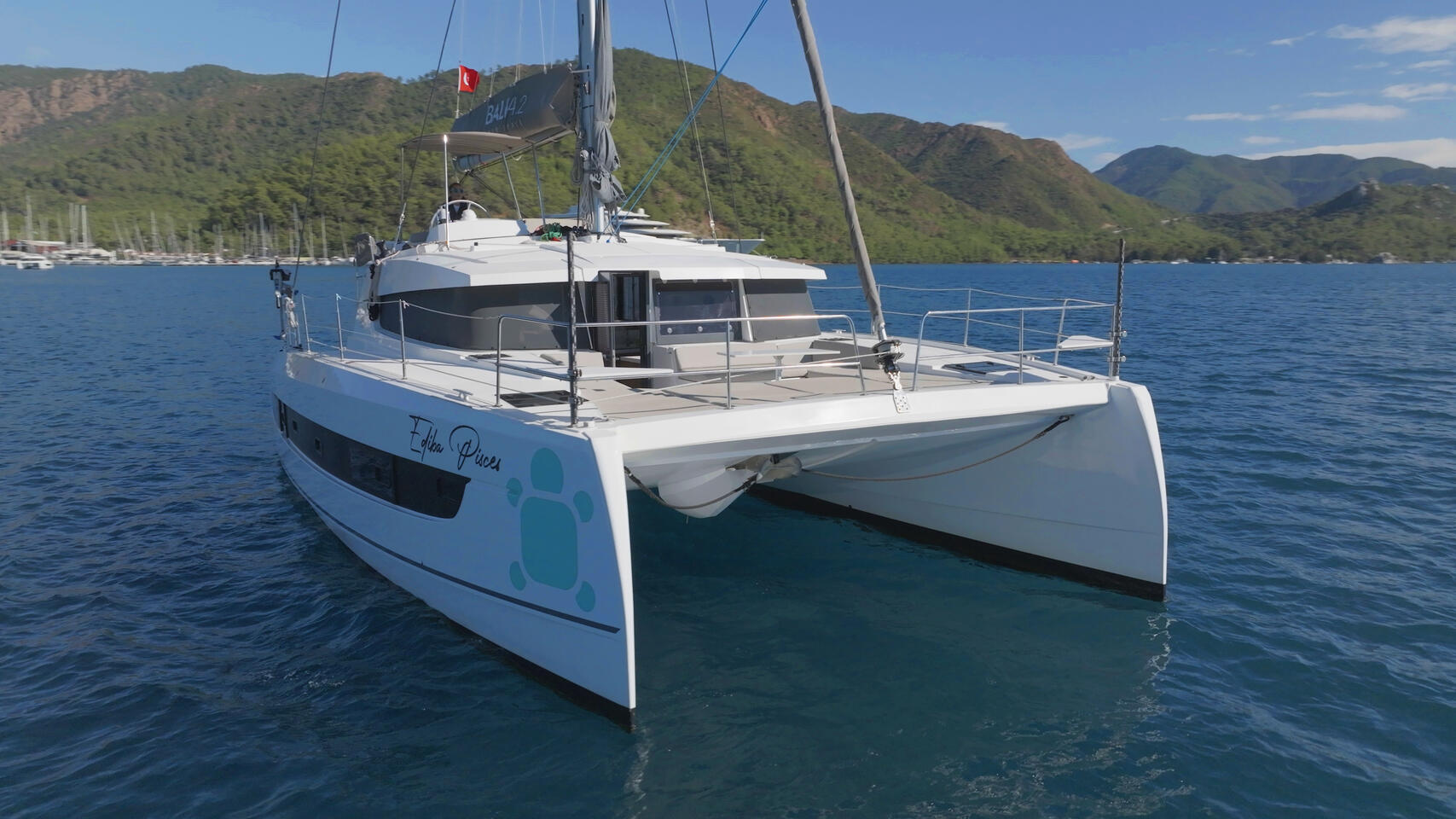 Bali 4.2 – 4 + 1 cab. – Catamaran