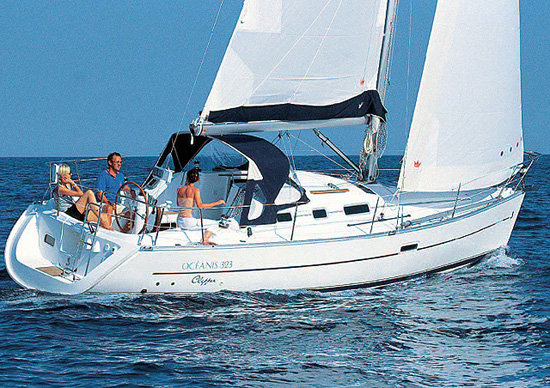 Oceanis Clipper 323 – Sailing yacht