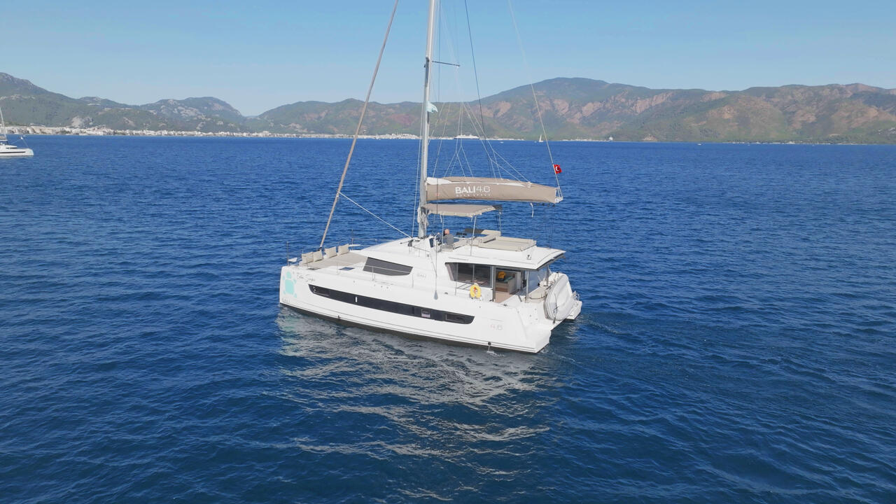 Bali 4.6 – 4 + 1 cab. – Catamaran