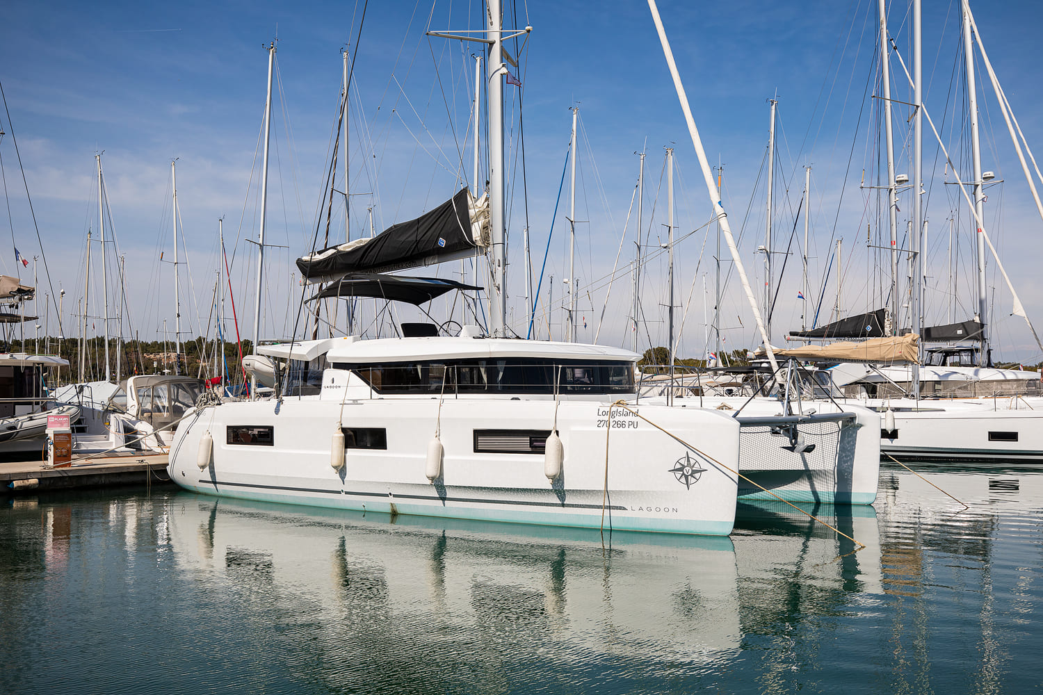 Lagoon 46 – 4 + 2 cab. – Catamaran