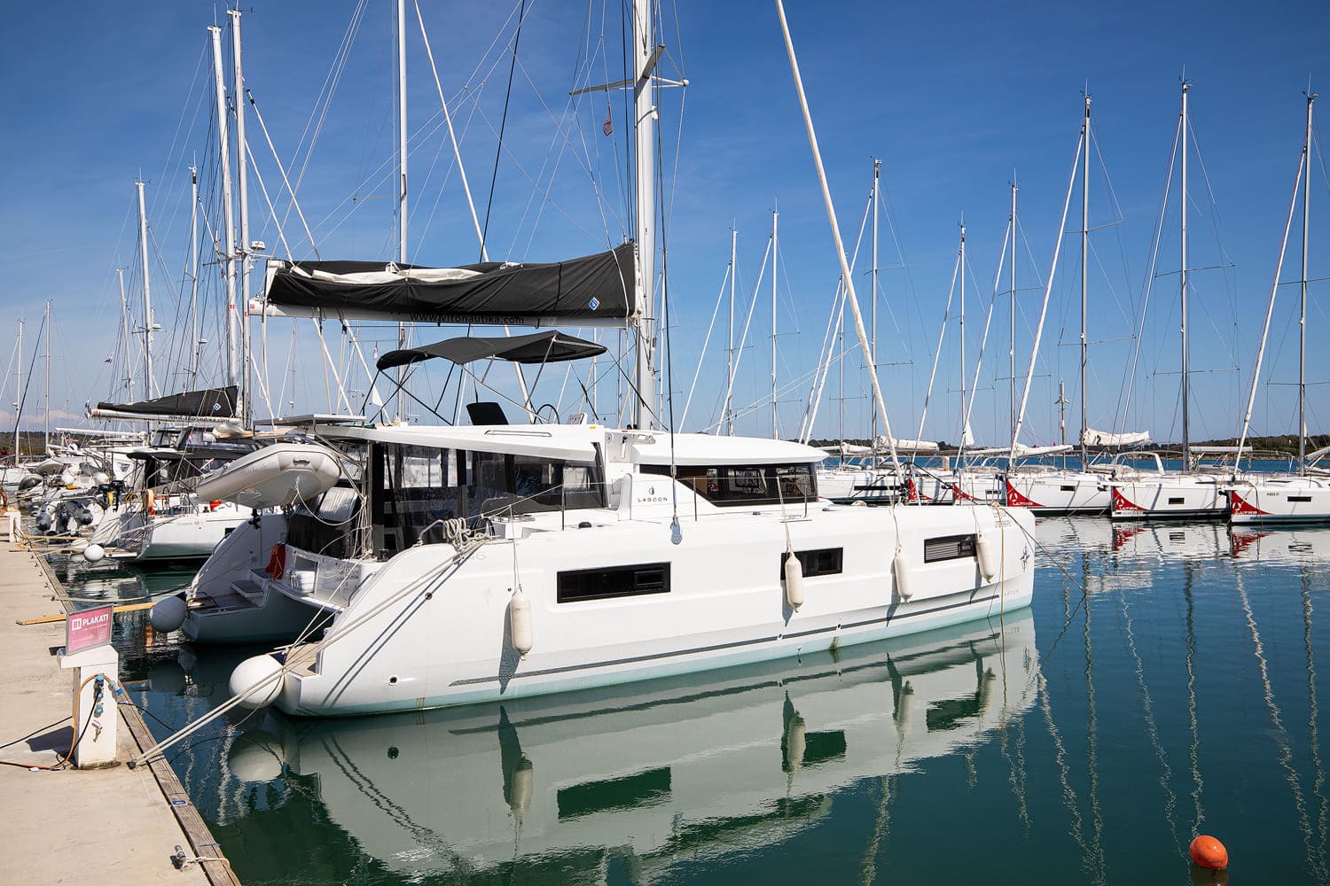 Lagoon 46 – 4 + 2 cab. – Catamaran