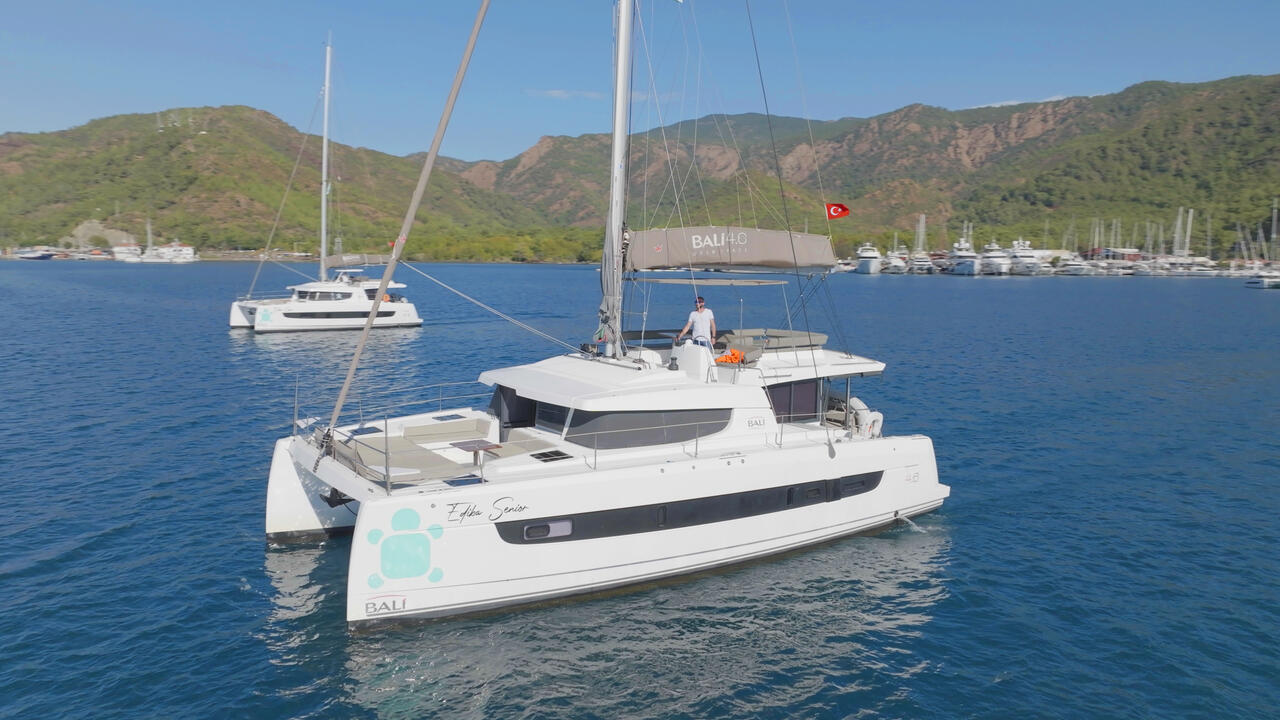 Bali 4.6 – 4 + 1 cab. – Catamaran