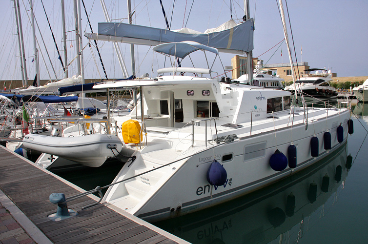 Lagoon 440 – 5 cab. – Catamaran