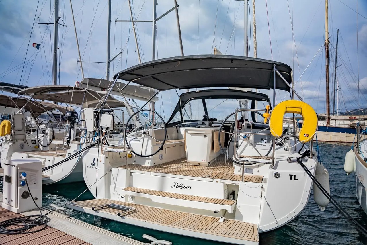 Oceanis 40.1 – Sailing yacht
