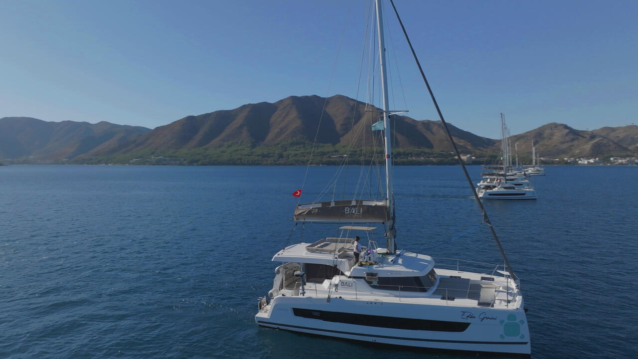 Bali Catspace – Catamaran