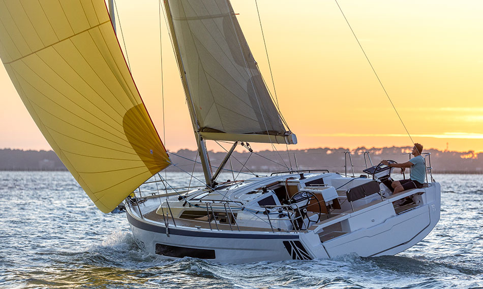 Dufour 37 – 3 cab. – Sailing yacht