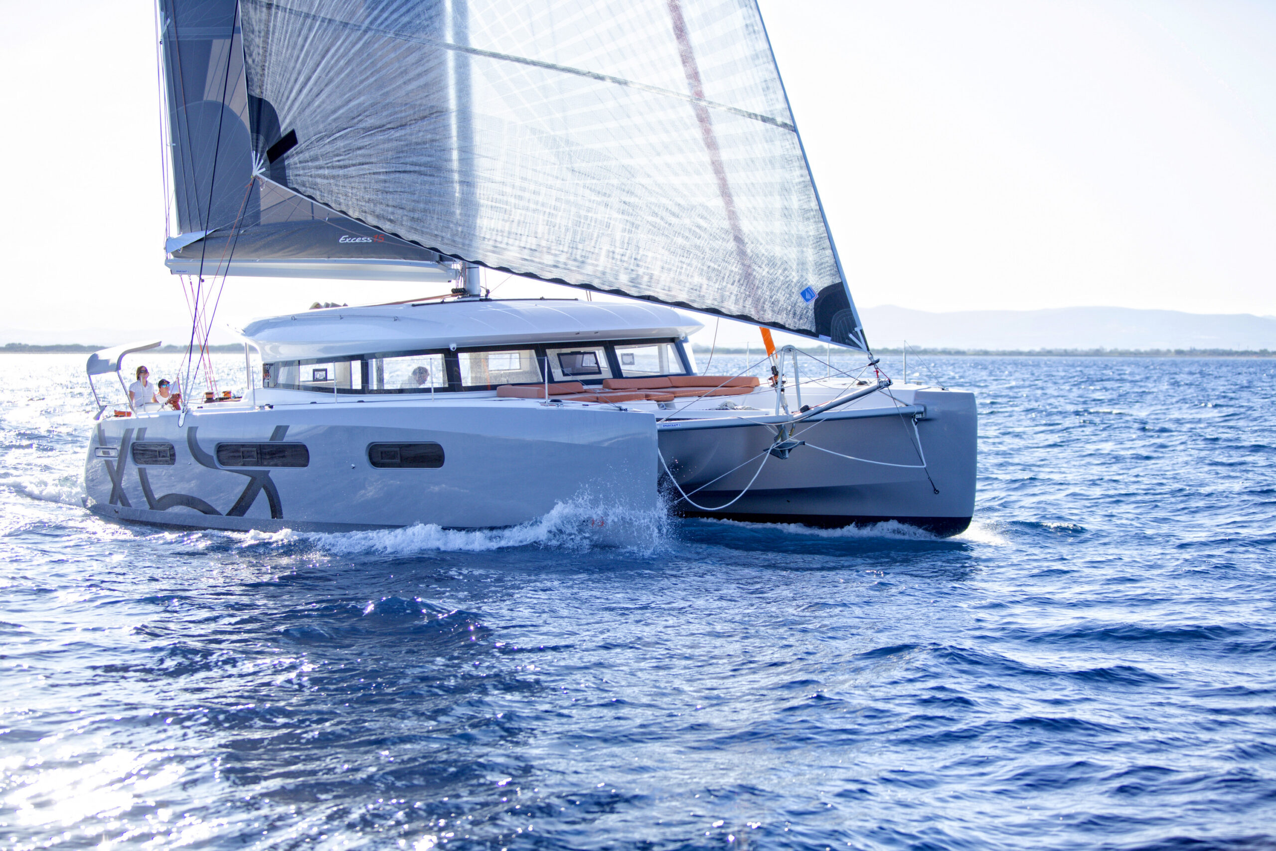 Excess 15 – 6 + 2 cab. – Catamaran