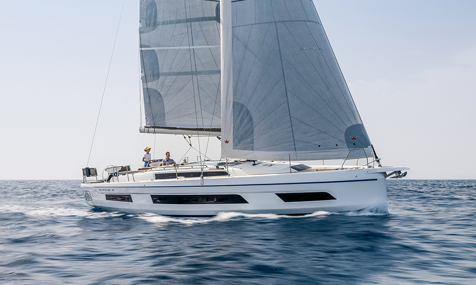 Dufour 41 – 3 cab. – Sailing yacht