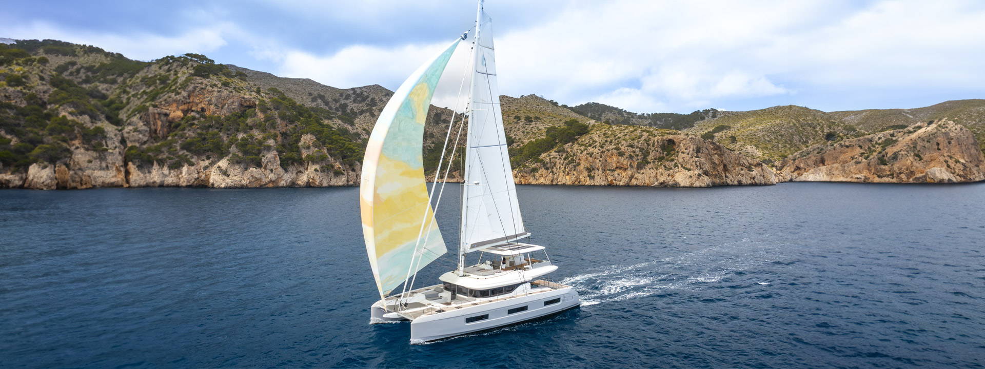 Lagoon 60 – 4 + 2 cab. – Catamaran