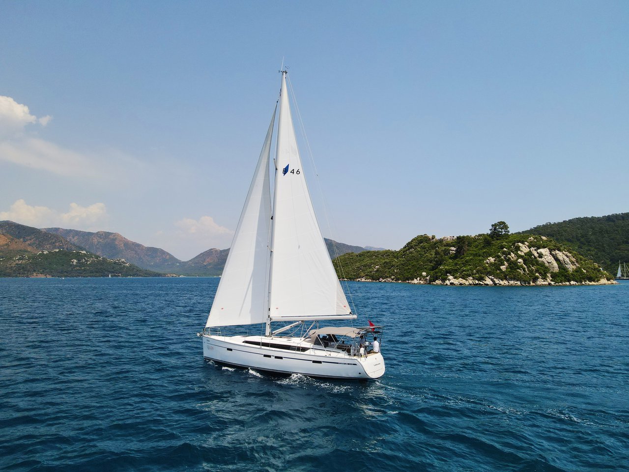 Bavaria Cruiser 46 – 4 cab. – Sailing yacht