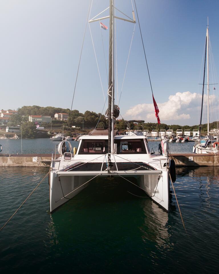 Aventura 34 – Catamaran