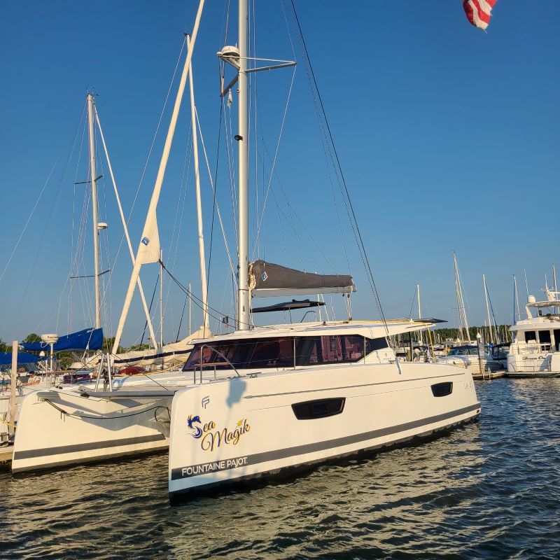 Fountaine Pajot Isla 40 – 3 cab. – Catamaran