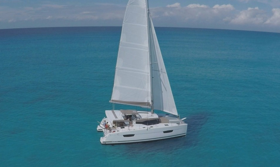 Fountaine Pajot Isla 40 – 4 cab. – Catamaran