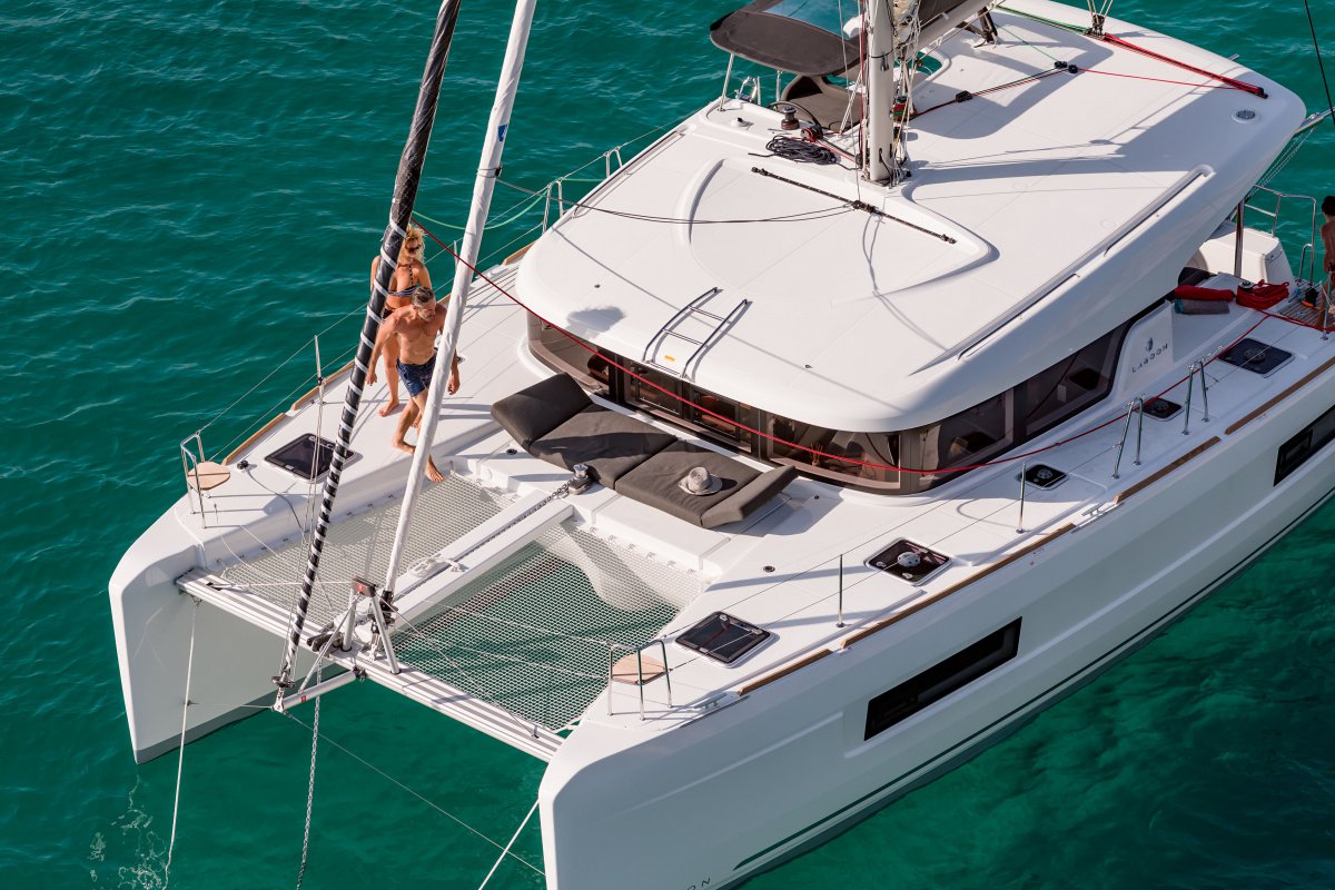 Lagoon 40 – 4 + 2 cab – Catamaran