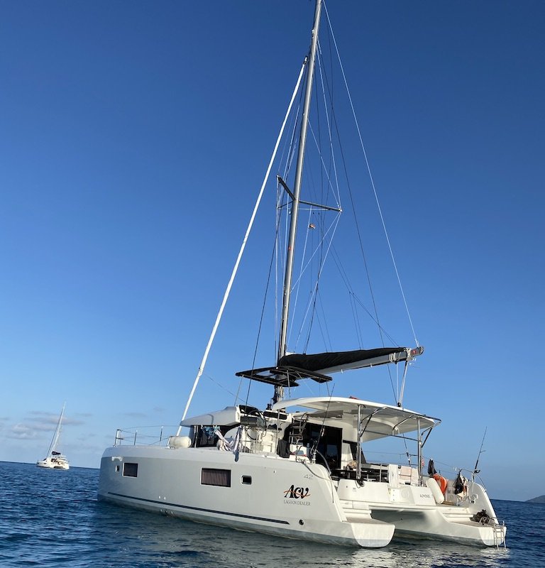 Lagoon 42 – 4 + 2 cab. – Catamaran