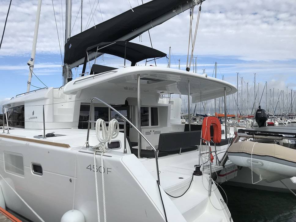 Lagoon 450 F – 4 + 2 cab. – Catamaran