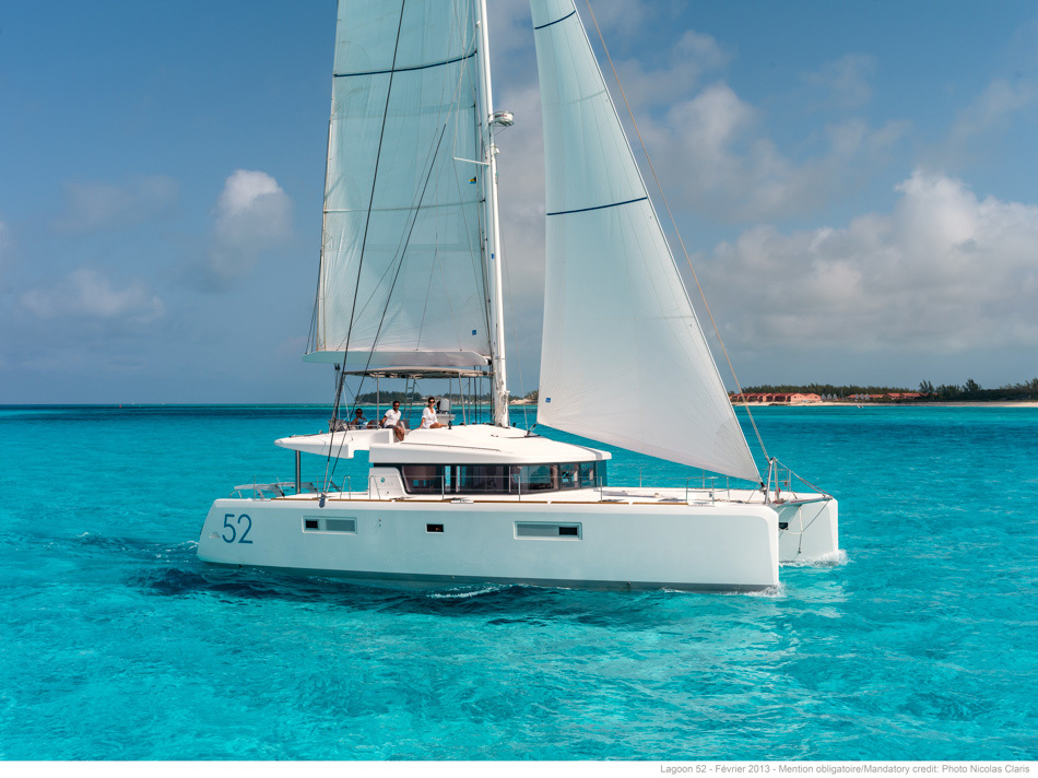 Lagoon 52 F – 4 + 2 cab. – Catamaran