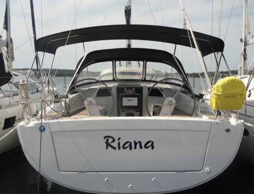 Hanse 385 – Sailing yacht