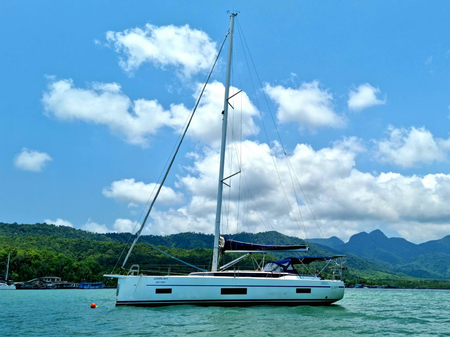 Bavaria C45 – 4 cab. – Sailing yacht