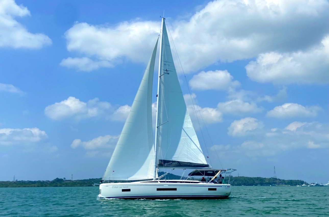 Bavaria C46 – 5 cab. – Sailing yacht