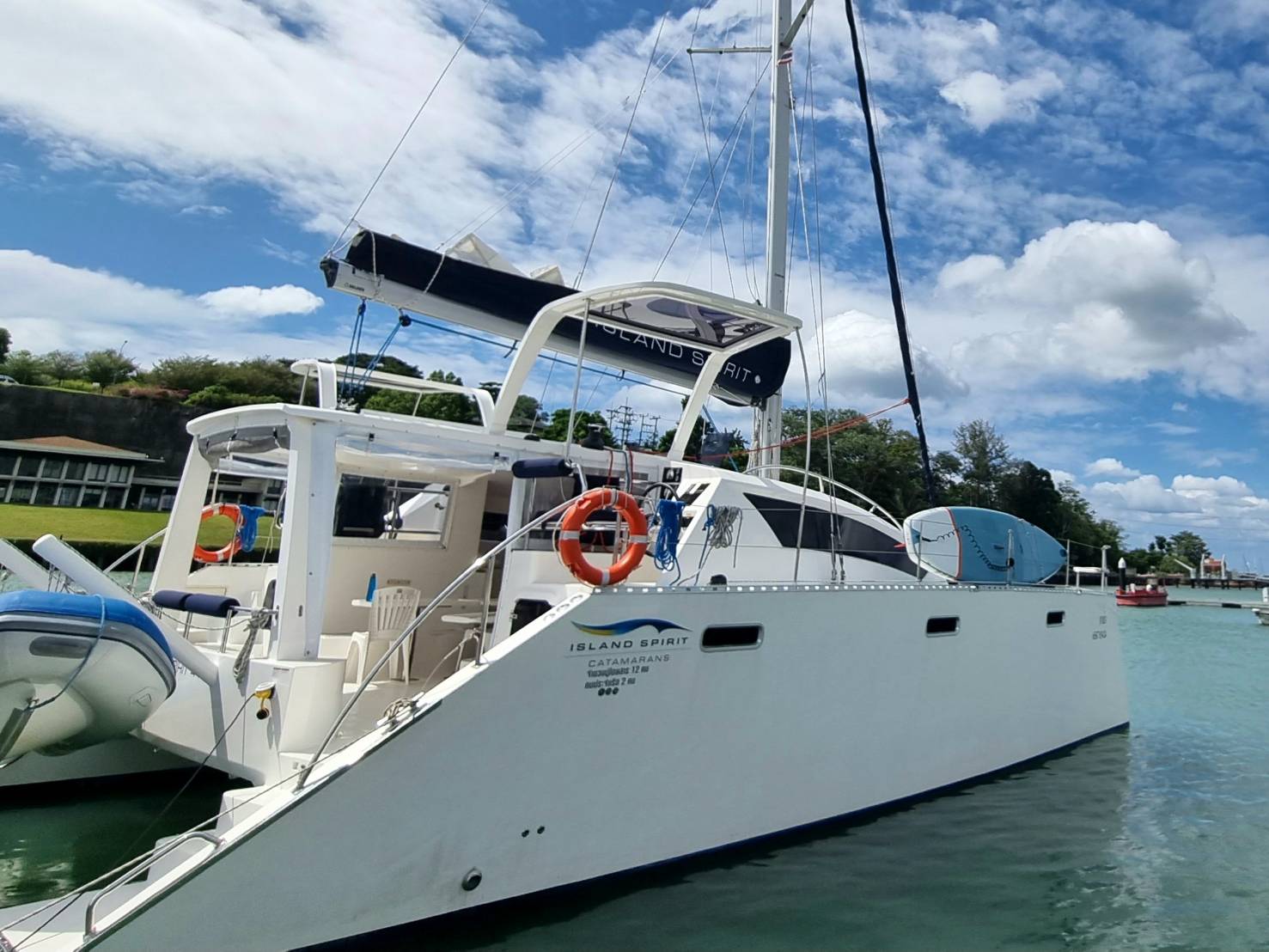 Island Spirit 410 – Catamaran