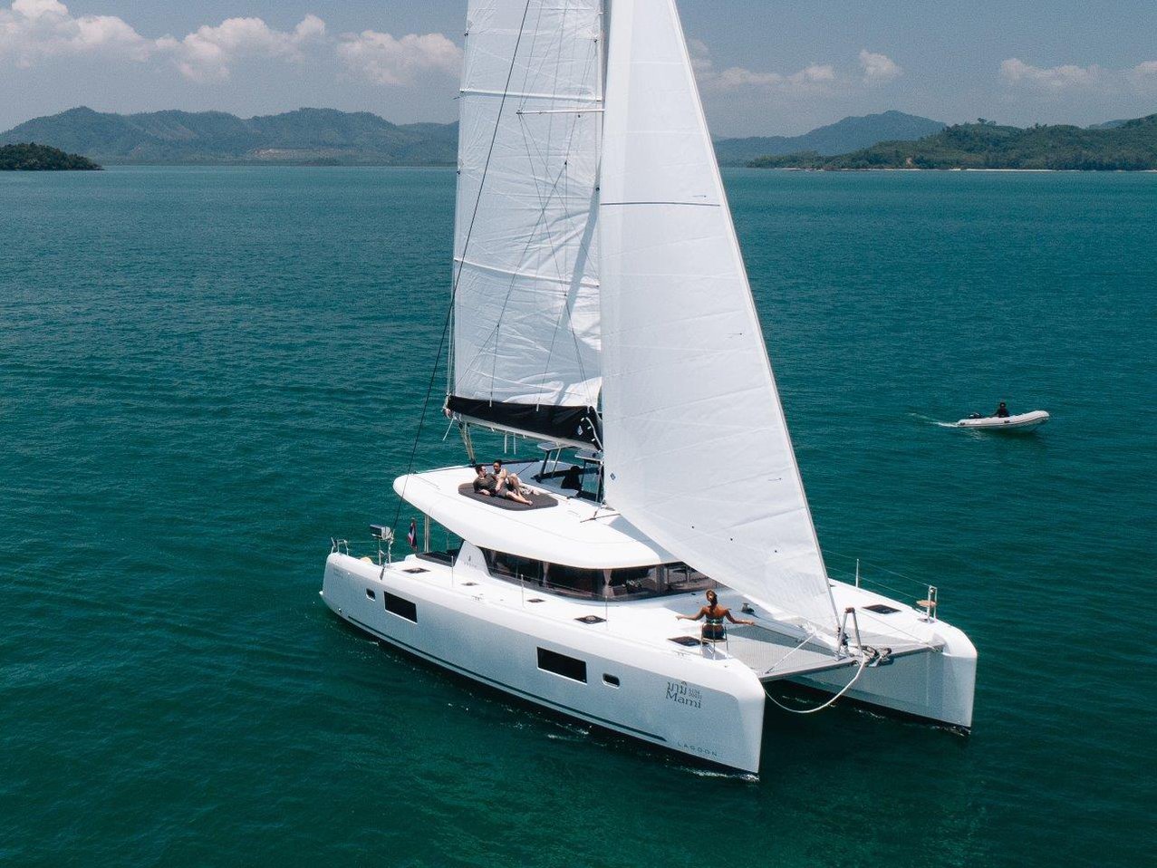 Lagoon 42 – 4 + 2 cab. – Catamaran