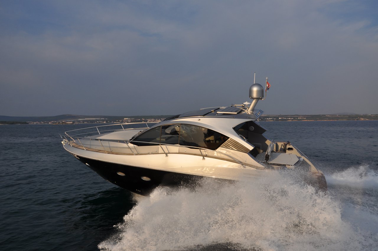 Mirakul 40 – Motor yacht