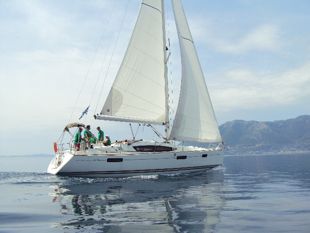 Sun Odyssey 42 DS – Sailing yacht