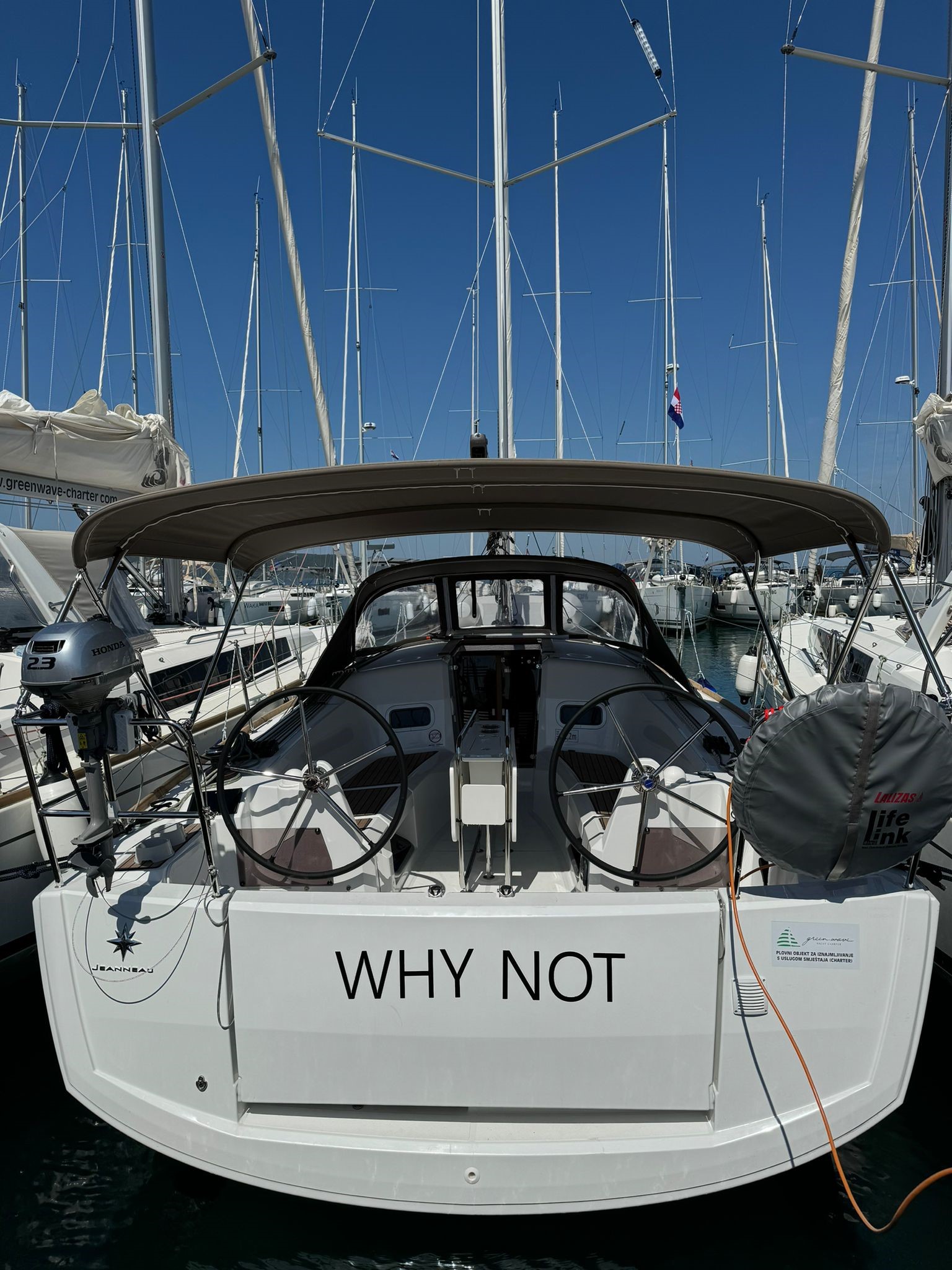 Sun Odyssey 349 – 3 cab. – Sailing yacht